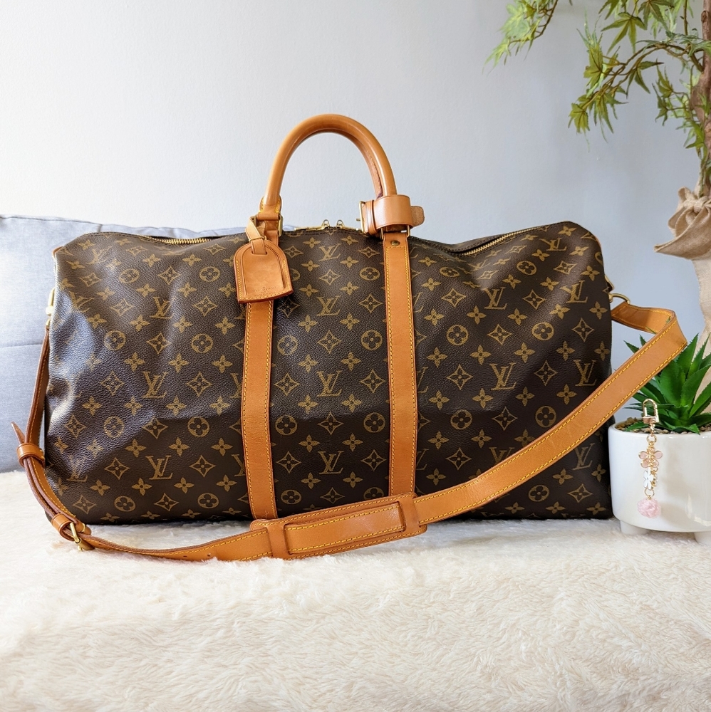 💕 Authentic LV Keepall 55 Bandouliere Monogram Travel/ Duffel Bag
